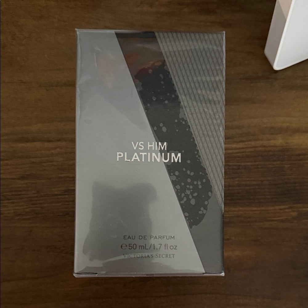 Victoria's Secret VS Him Platinum Eau de Parfum - Black and Silver